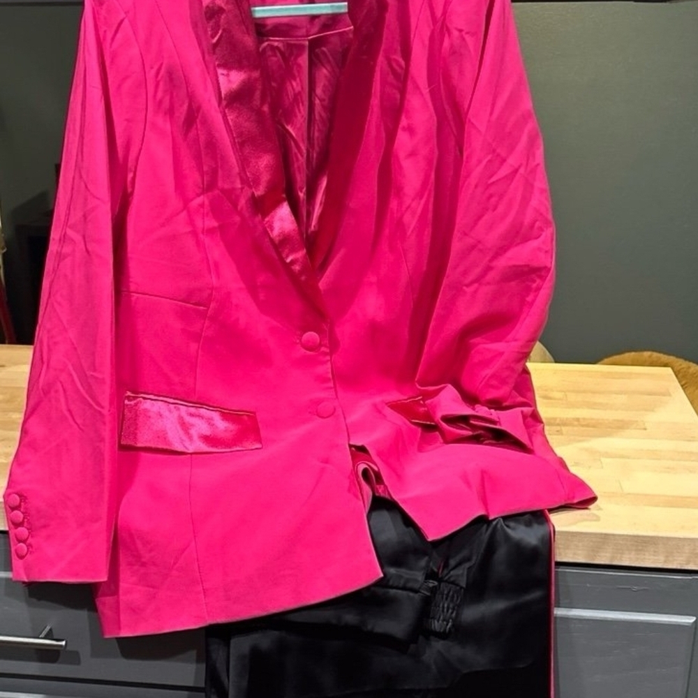 Women's Pink Blazer